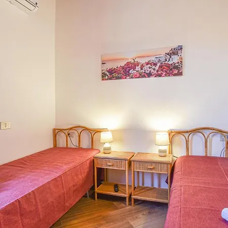 Holiday home Beautiful In Trappeto Partinico
