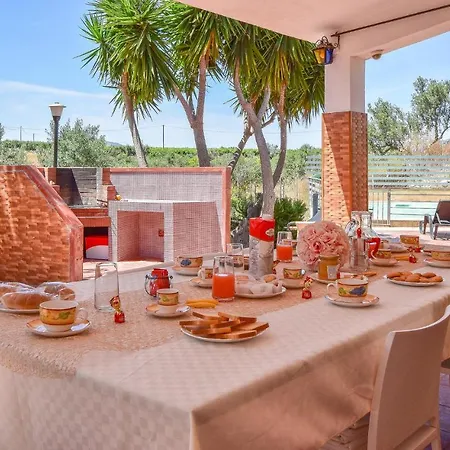 Holiday home Beautiful In Trappeto
